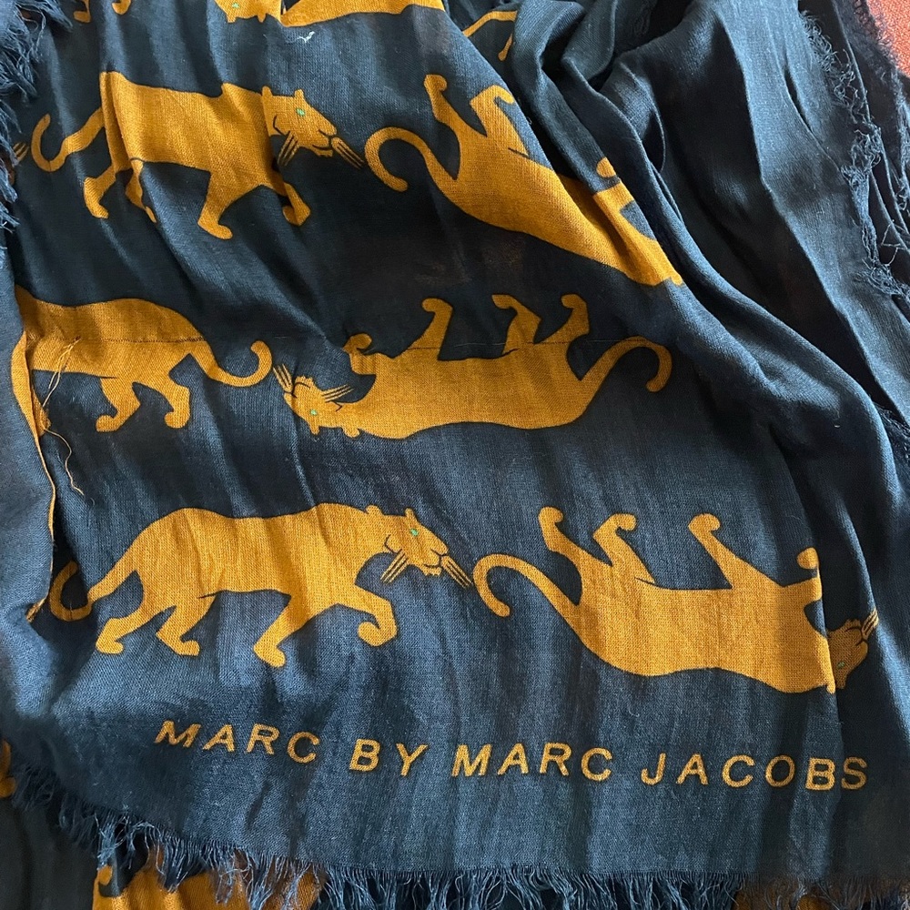 Marc by Marc Jacobs panther scarf